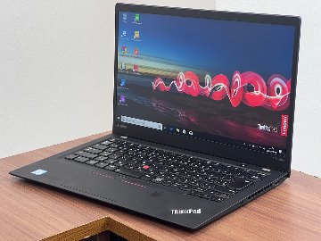 Lenovo ThinkPad X1 Carbon 5th 【i5-7200U(2.5GHz)/8GB/256GB SSD/Windows 10Pro】の画像