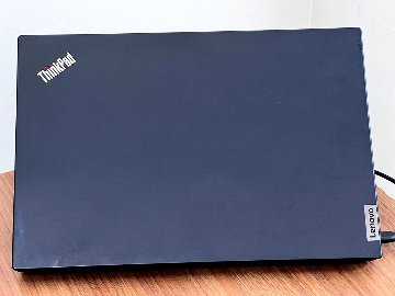 Lenovo ThinkPad E14 Gen3の画像