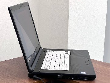 Fujitsu LIFEBOOK A747/S i5-7gen 16GB/S128GB LibreOffice付の画像