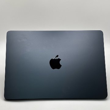 【美品】Apple Macbook Air 2022 13インチ M2/8GB/256GB FLY33J/A  Midnightの画像