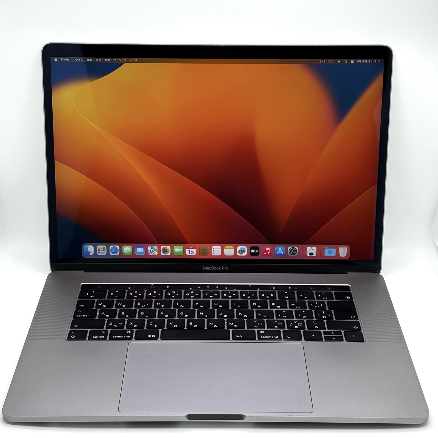 Apple Macbook Pro 2018 15インチ【Core i7 2.2GHz/16GB/256GB】イヤホン付きの画像