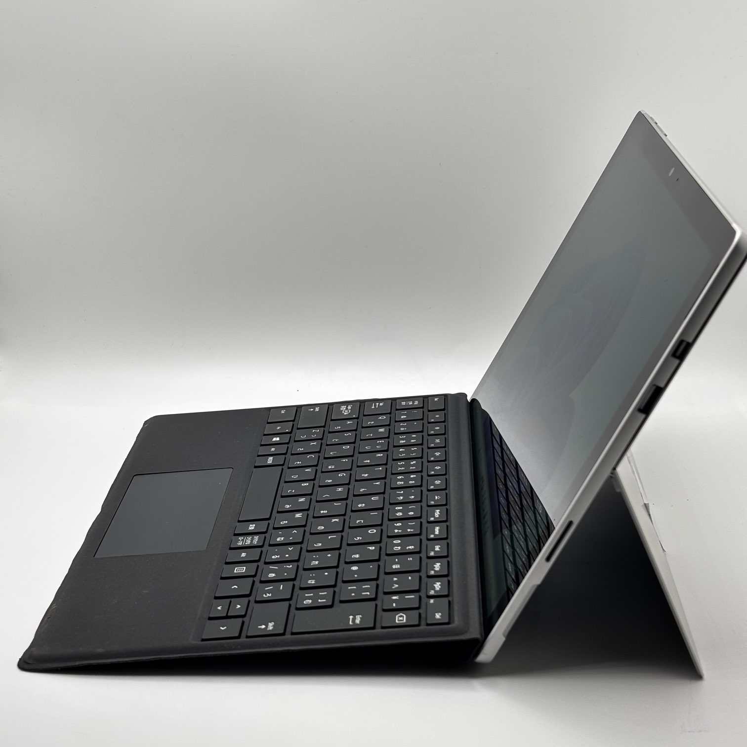 Surface Pro 6 【i5-8350U(1.70GHz)/8GB/256GB/Win11】 WPS Office 2付きの画像