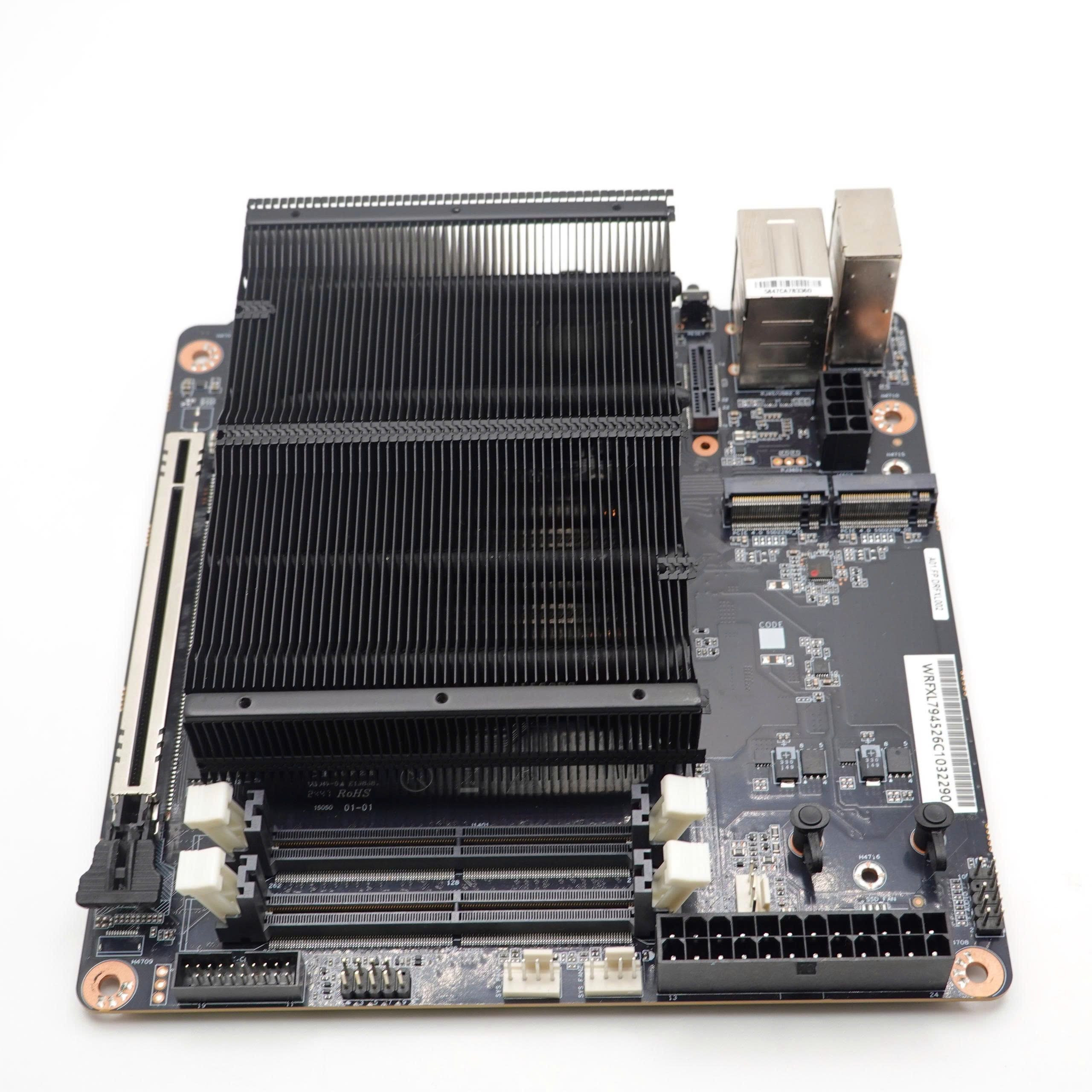 Minisforum BD795i SE ITXマザーボード (メモリー付き) Minisforum BD795i SE ITXマザーボード (メモリー付き) Amazon.com