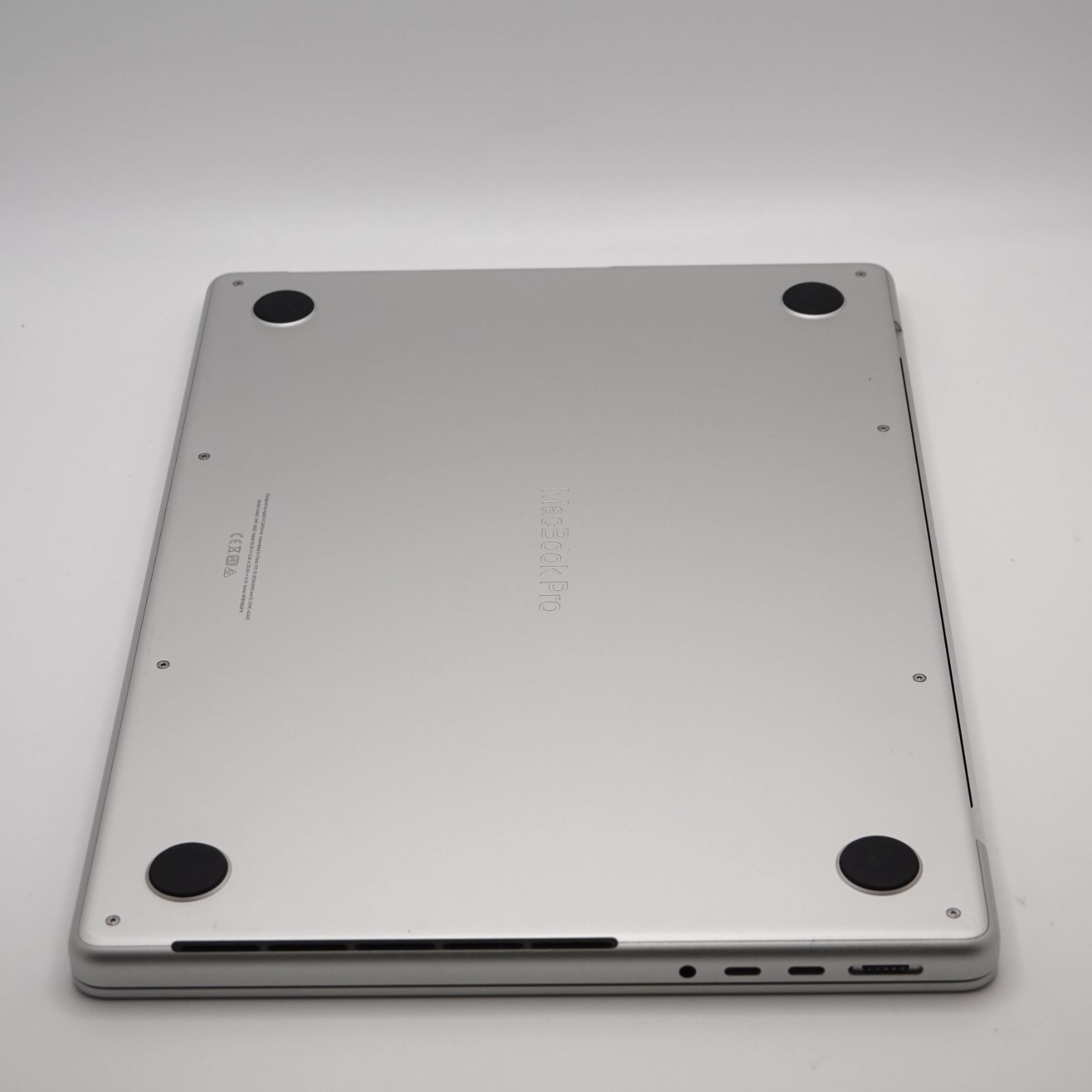 日本語配列】Macbook Pro (14-inch, 2021) Apple M1 Max/64GB/512GB
