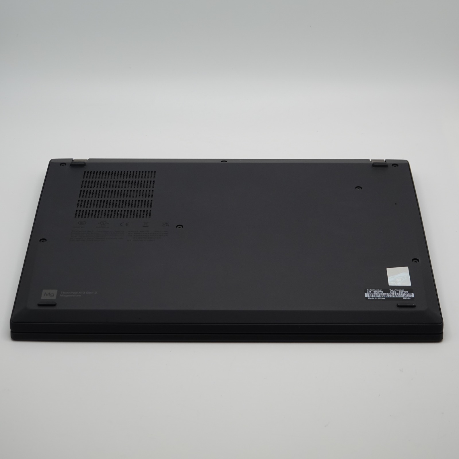 Lenovo ThinkPad X13 Gen 3【i5-1235U(1.3GHz)/16GB/256GB/Win11】WPS