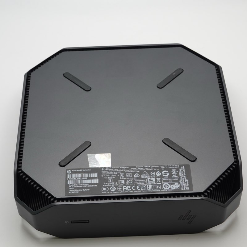HP Z2 Mini G5 Workstation 【Xeon W-1250P(4.10GHz)/32GB/2TB SSD】WPS Office２付きの画像