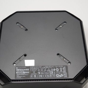 HP Z2 Mini G5 Workstation 【Xeon W-1250P(4.10GHz)/32GB/2TB SSD】WPS Office２付きの画像