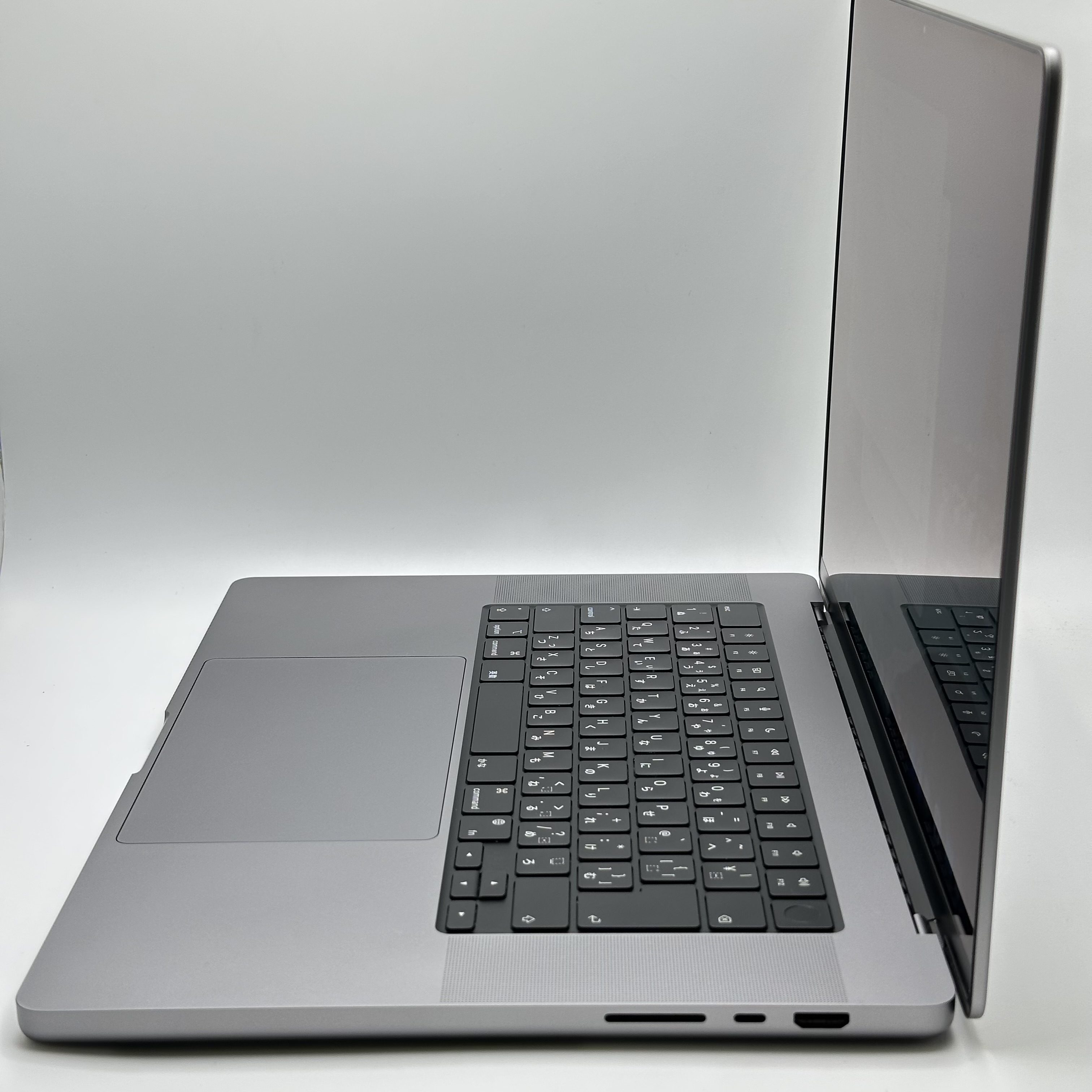 【日本語配列】Macbook Pro (16-inch, 2021) Apple M1 Max/64GB/2TB スペースグレイの画像