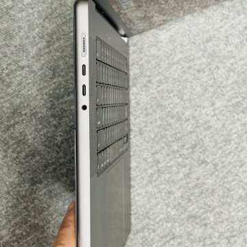 中古Macbook Pro 2021 16" Apple M1 Max 64GB 1TB スペースグレイの画像