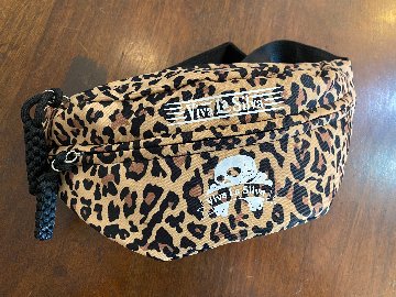 v.l.sボディーバッグ(ステッカーシート付き）　の画像