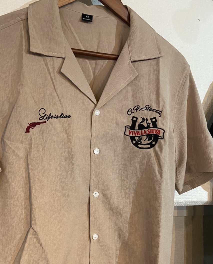 V.L.S Needleworkシャツの画像