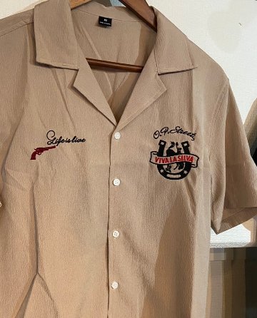 V.L.S Needleworkシャツの画像
