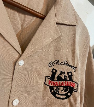 V.L.S Needleworkシャツの画像