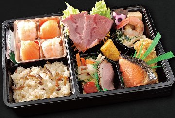 手毬幕の内弁当の画像