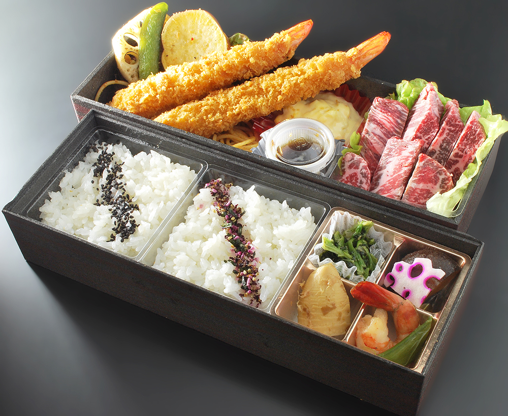 【年末セール！】黒毛和牛ステーキと肉厚エビフライ弁当の画像