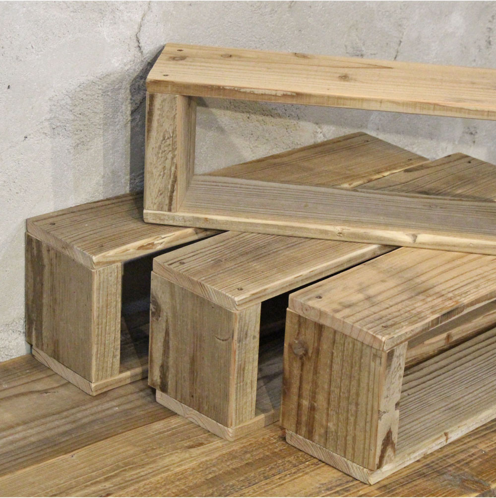 OLD ASHIBA （足場板古材） 壁掛けラック 幅450×奥行115×高さ150ｍｍ ※取付用部品（ナゲシレールブラケット）付の画像