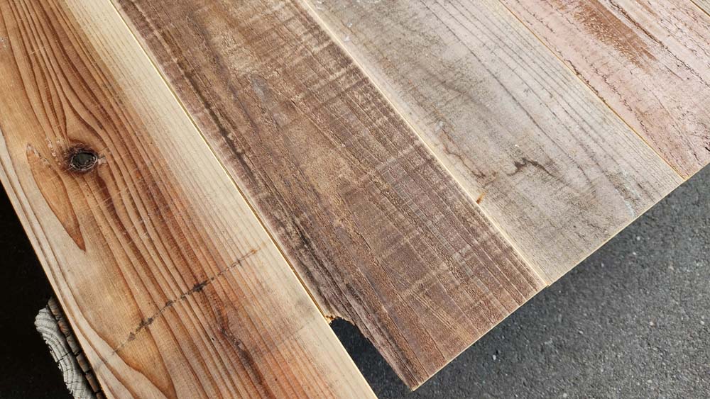 【3-5K-T-アウトレット品】杉幅木(古材風)　5ｍｍ厚／基本仕上げ(1面仕上げ)／鉄サビエイジング　厚5×幅135×長さ910mm　10枚入/セット（1.228平米）の画像