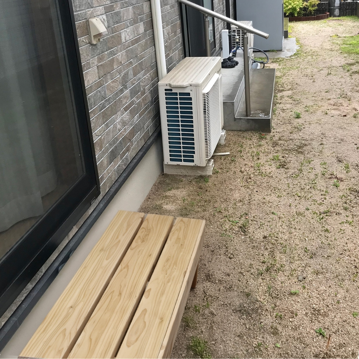 国産杉 屋外用 高さオーダー 踏み台　幅910ｍｍ×奥行300ｍｍ×高さ120〜227ｍｍ(花台棚板セット１段 耐荷重強化/踏み台仕様）の画像