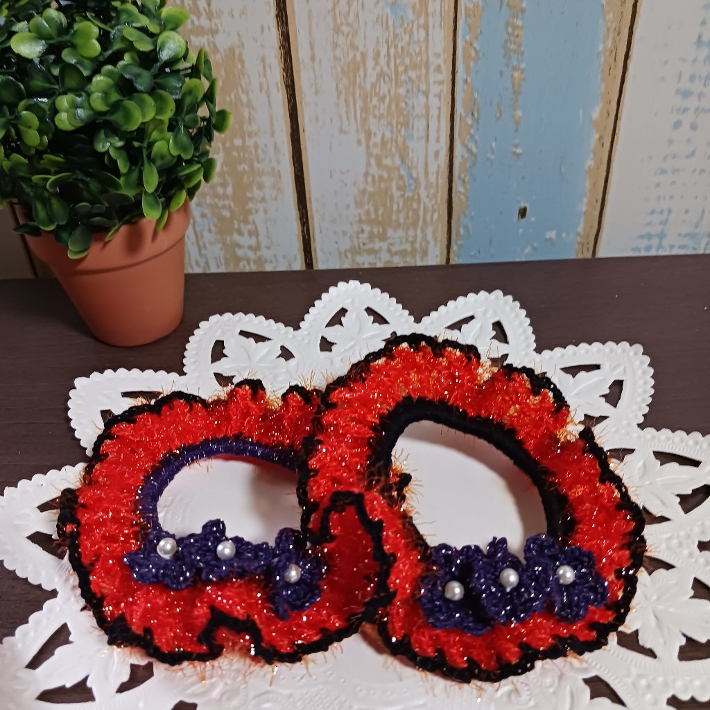 ハロウィンシュシュ　ハンドメイドの画像