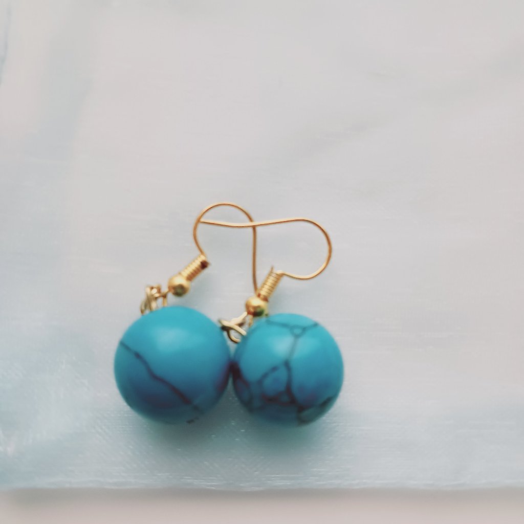 ターコイズ14ｍｍピアス　ハンドメイドの画像