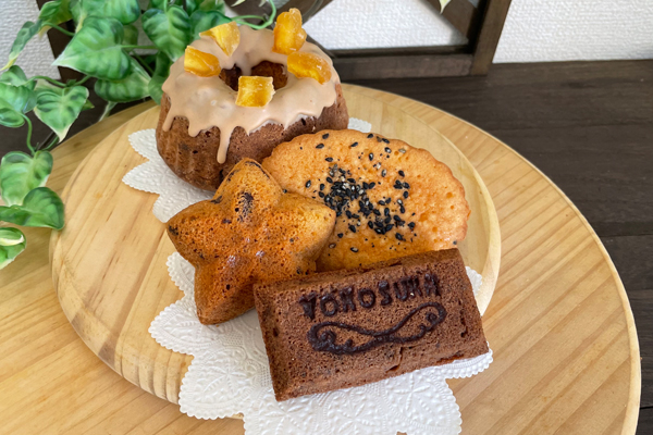 クグロフミニ&焼き菓子5個の画像