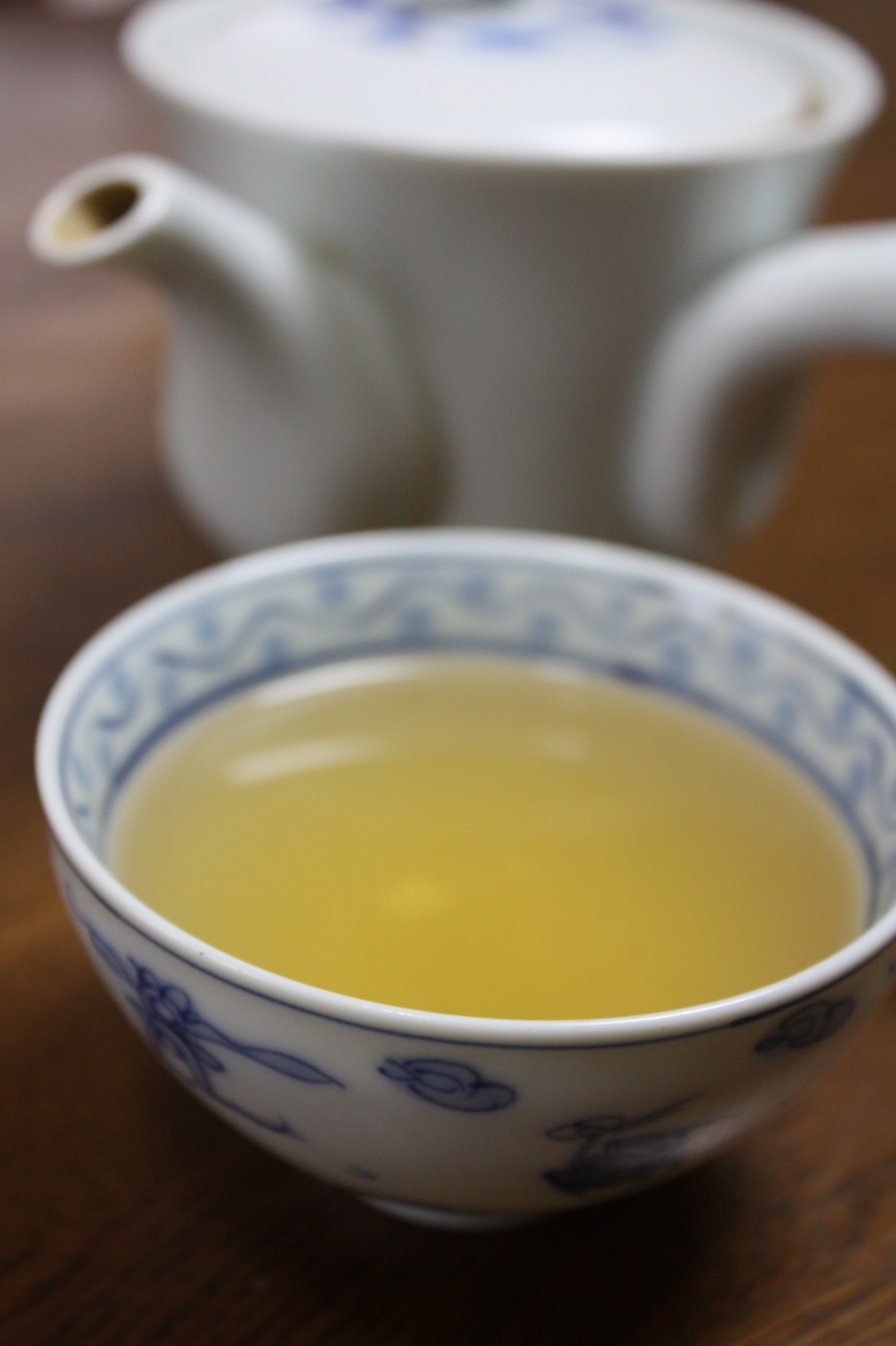 滋賀のおいしいドクダミ茶画像