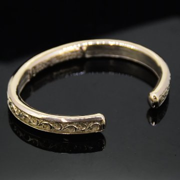K10 Arabesque Carved Scrolls O Ring Bangle -Wide-画像