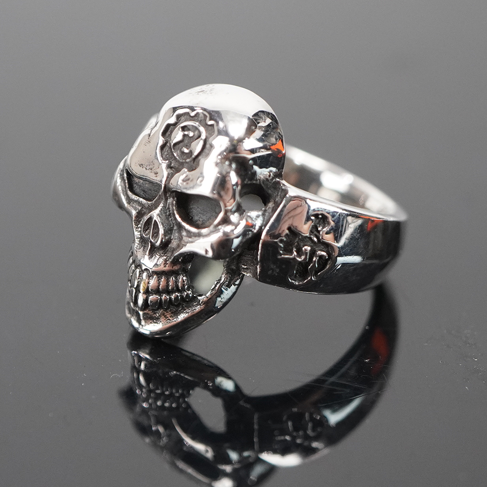 Stare-Skull-Ring の画像