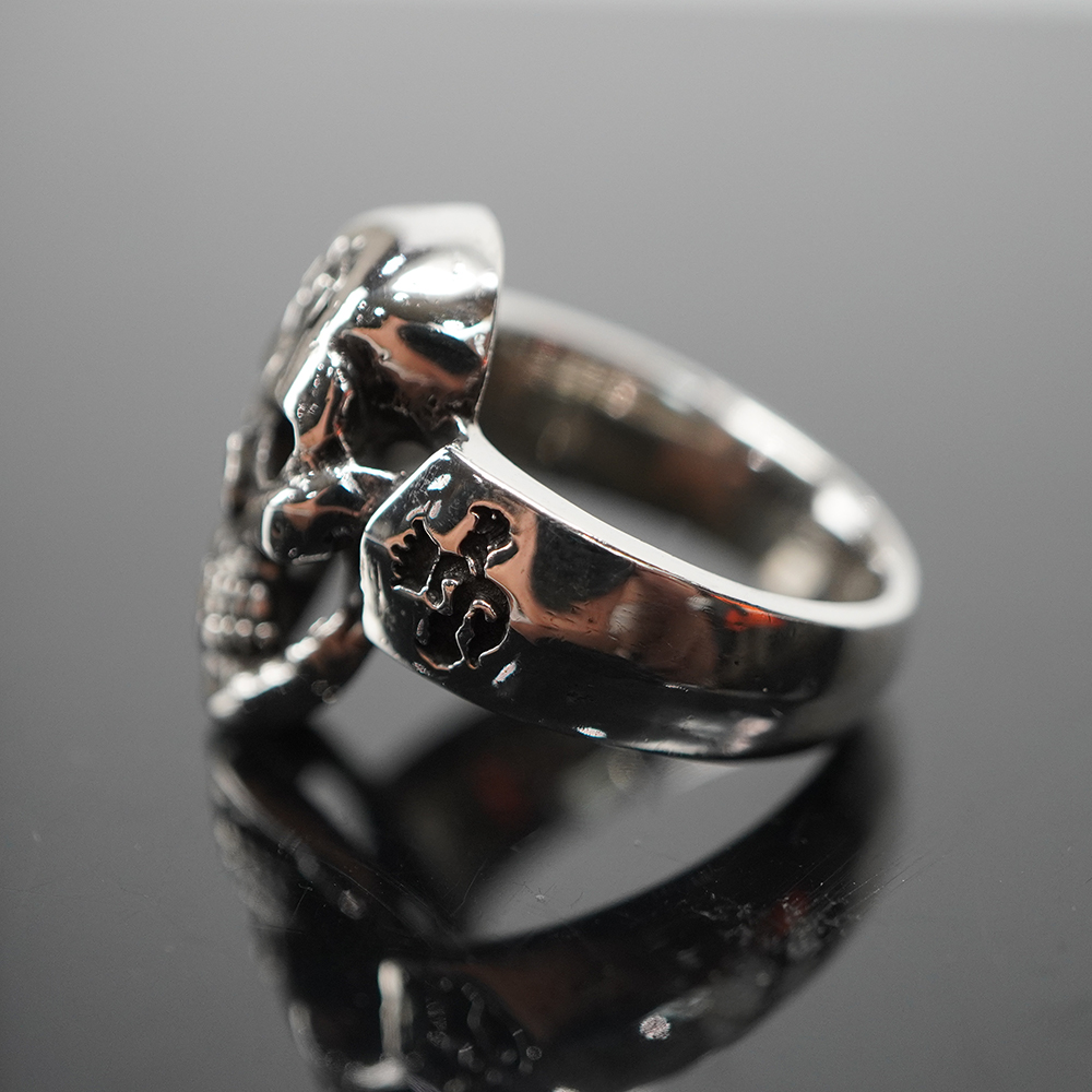 Stare-Skull-Ring の画像