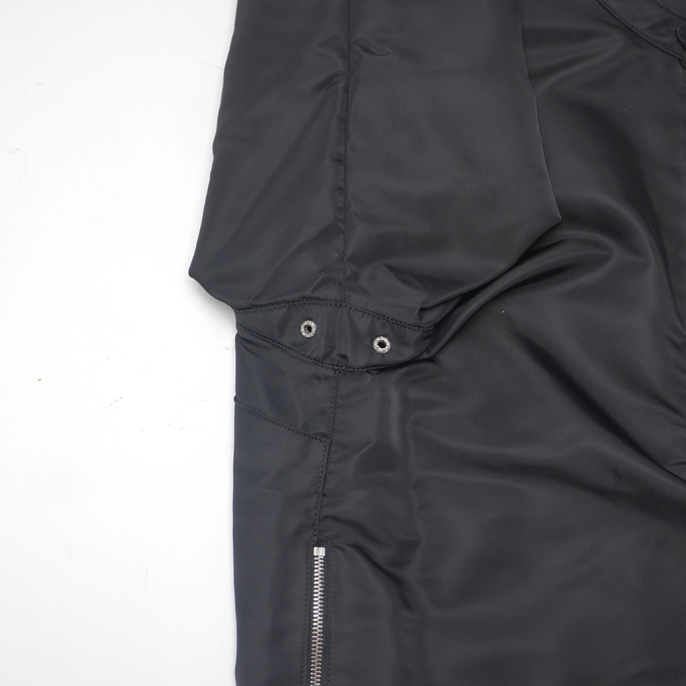 Nylon Pullover Jacketの画像